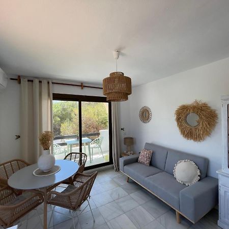 Bella Lilia Apartment Es Pujols Bagian luar foto