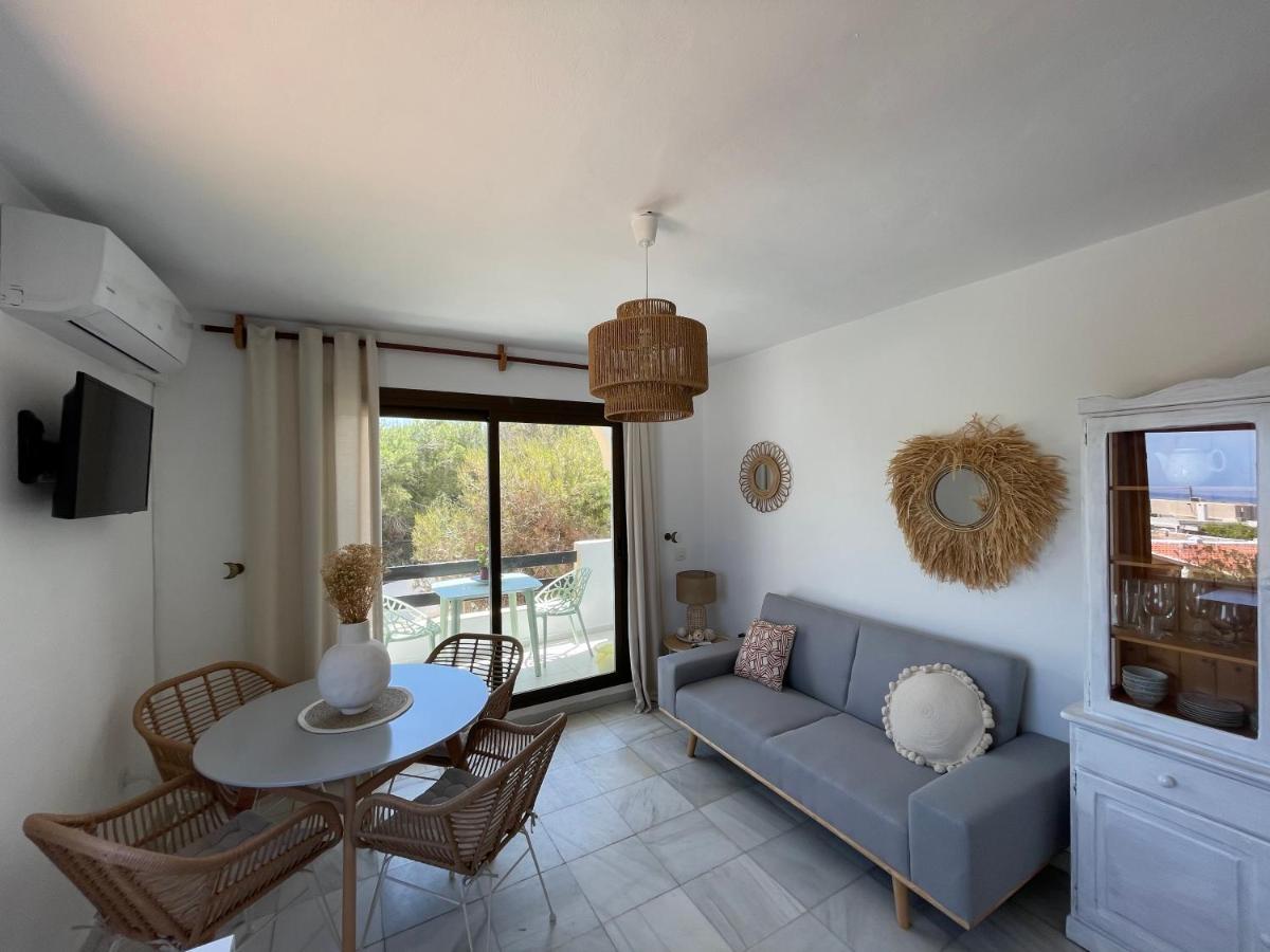 Bella Lilia Apartment Es Pujols Bagian luar foto